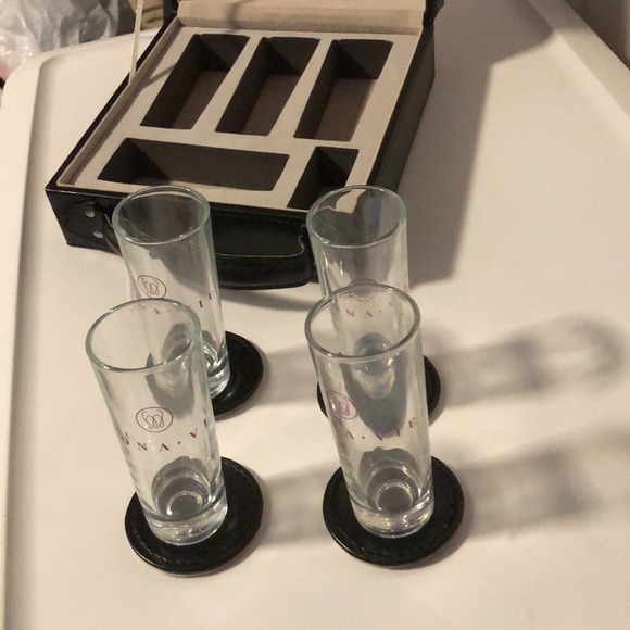 Shot glass set with case and coasters-NEW - Picture 2 of 10